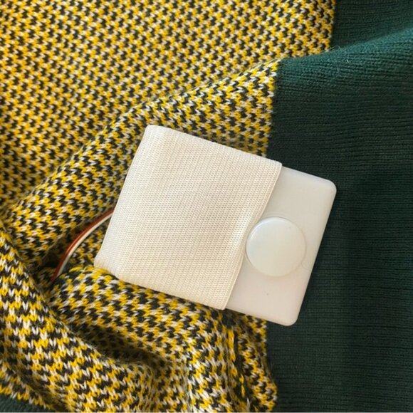 Green Bay Packers Men's Light Up Sweater - Picture 4 of 6